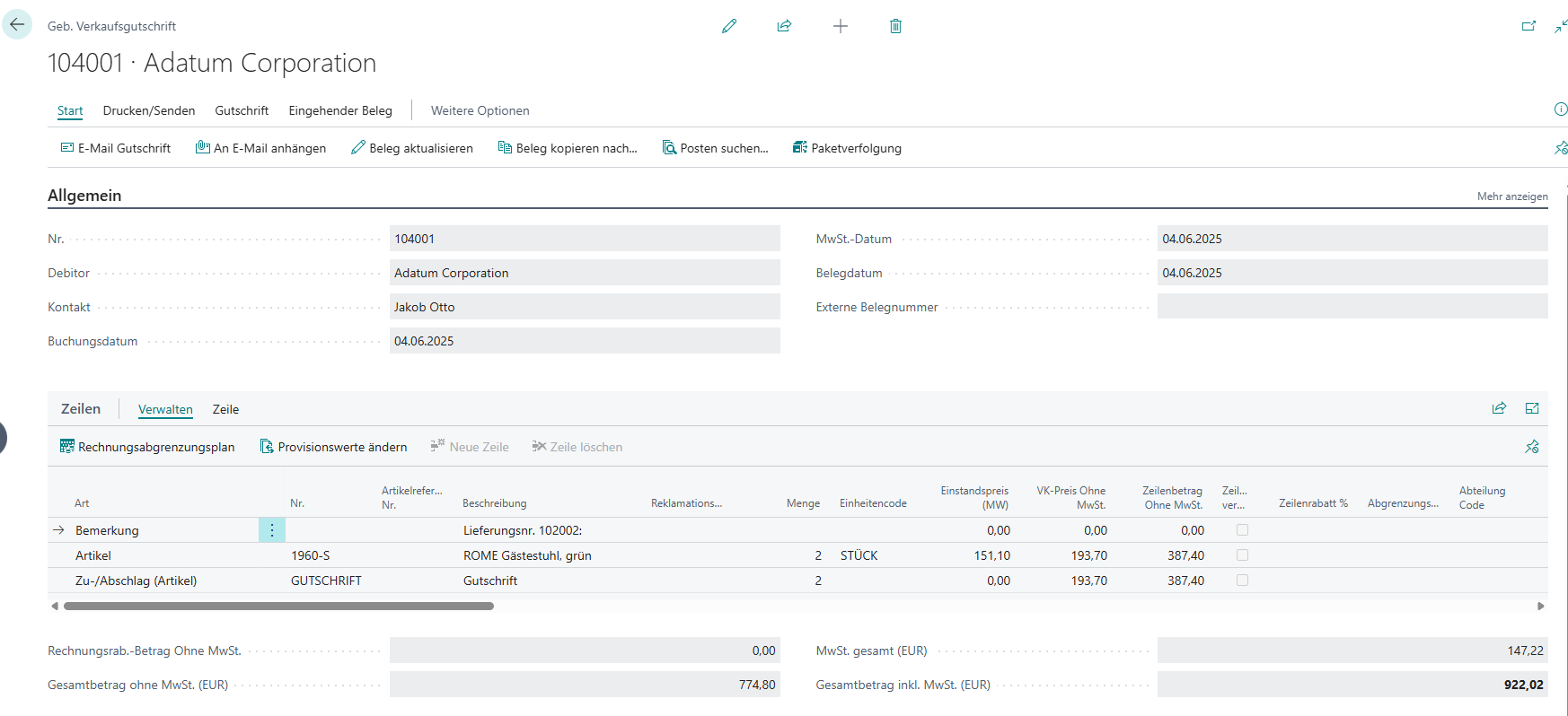 Das Bild zeigt eine gebuchte Verkaufsgutschrift ohne Warenbewegung. Im Inforegister 'Allgemein' sehen Sie Informationen wie Debitor oder Belegdatum. Im Inforegister 'Zeilen' werden 3 Zeilen gelistet: Eine Zeile von der Art 'Bemerkung' mit der Lieferungsnummer, eine Artikelzeile und eine Zeile von der Art 'Zu-/Abschlag (Artikel)' und der Beschreibung 'Gutschrift' mit dem Gesamtbetrag der Gutschrift. 